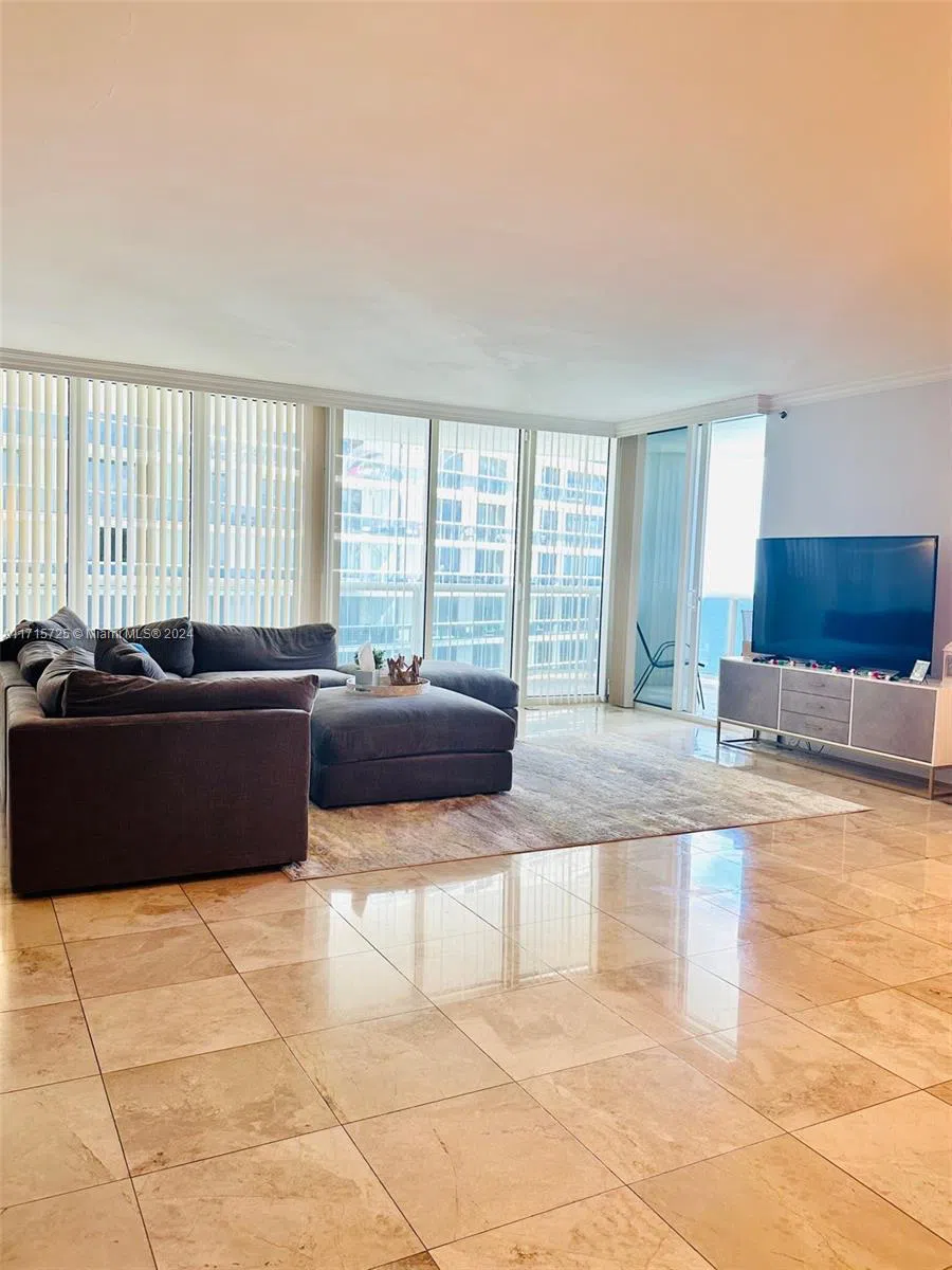 1850 S Ocean Dr #3310 Hallandale Beach, FL 33009