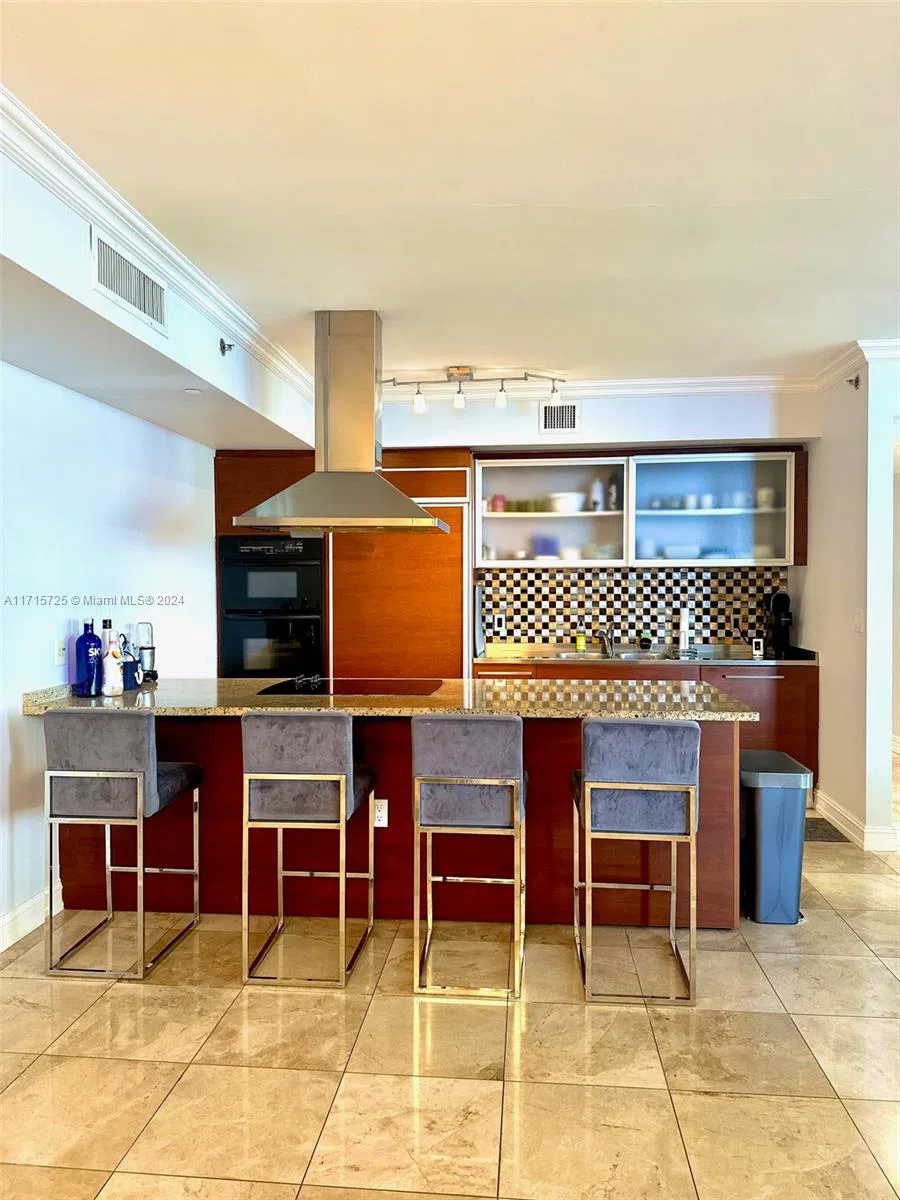 1850 S Ocean Dr #3310 Hallandale Beach, FL 33009
