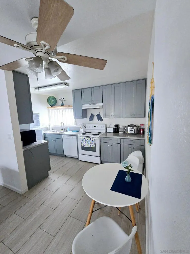 6333 Mount Ada Rd. #168 Clairemont Mesa, CA 92111