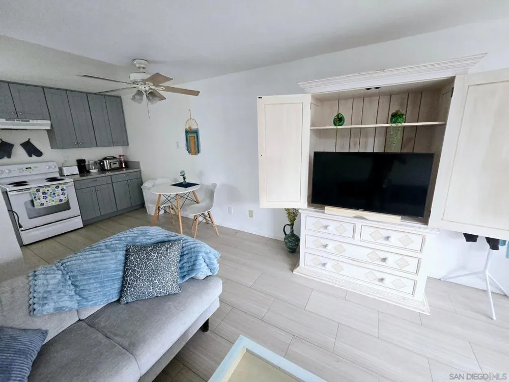 6333 Mount Ada Rd. #168 Clairemont Mesa, CA 92111