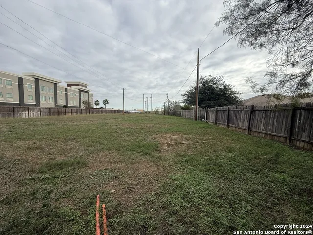 0 BMT Drive Jourdanton, TX 78064