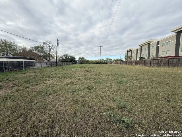 0 BMT Drive Jourdanton, TX 78064