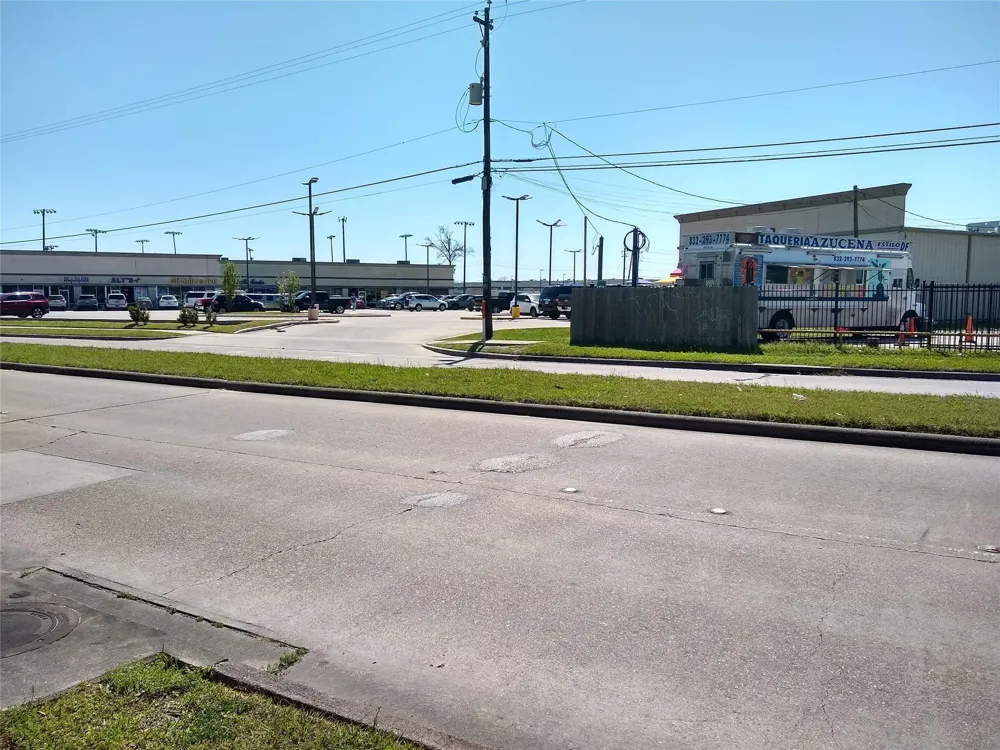 2117 Allen Genoa Road Pasadena, TX 77502