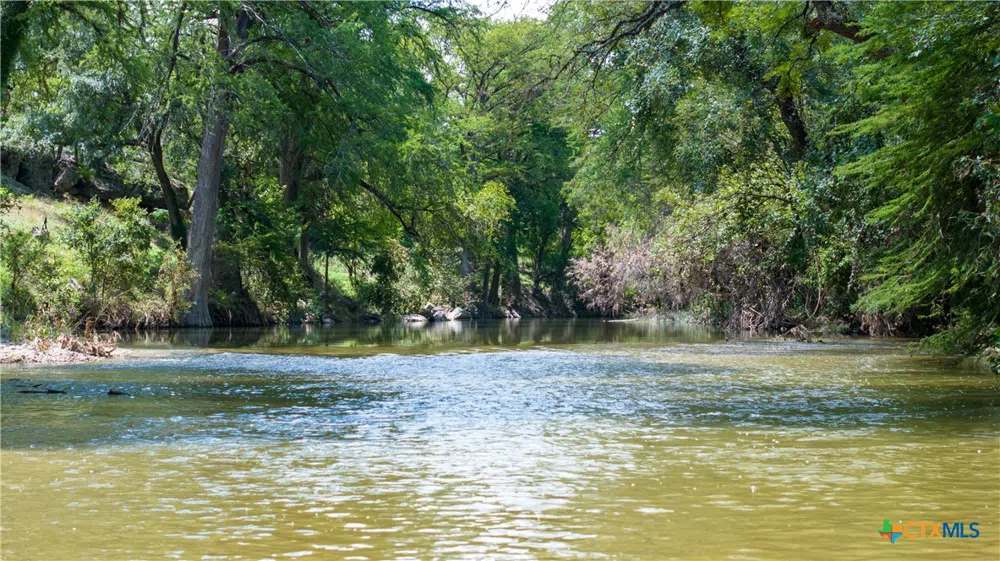 46 Ranch Road 1621 Comfort, TX 78013