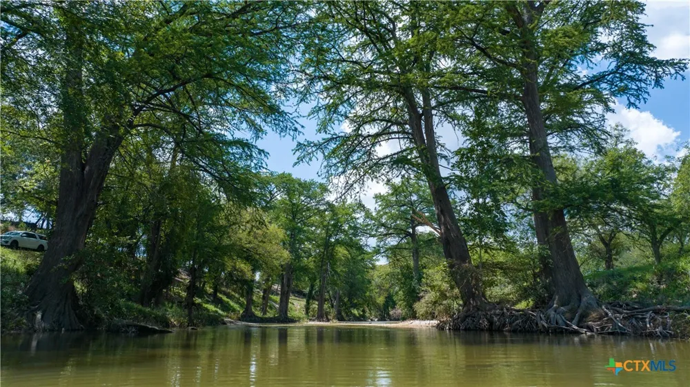 46 Ranch Road 1621 Comfort, TX 78013