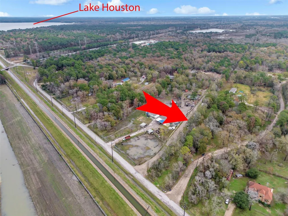12130 Aqueduct Road Houston, TX 77044