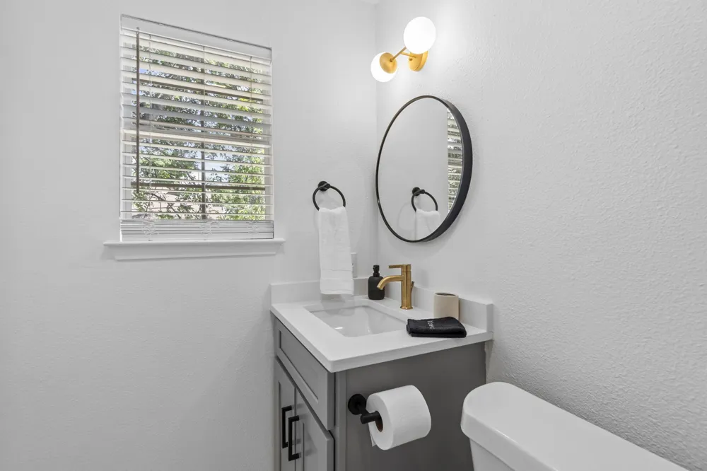 2101 Kirksey Drive #A Austin, TX 78741