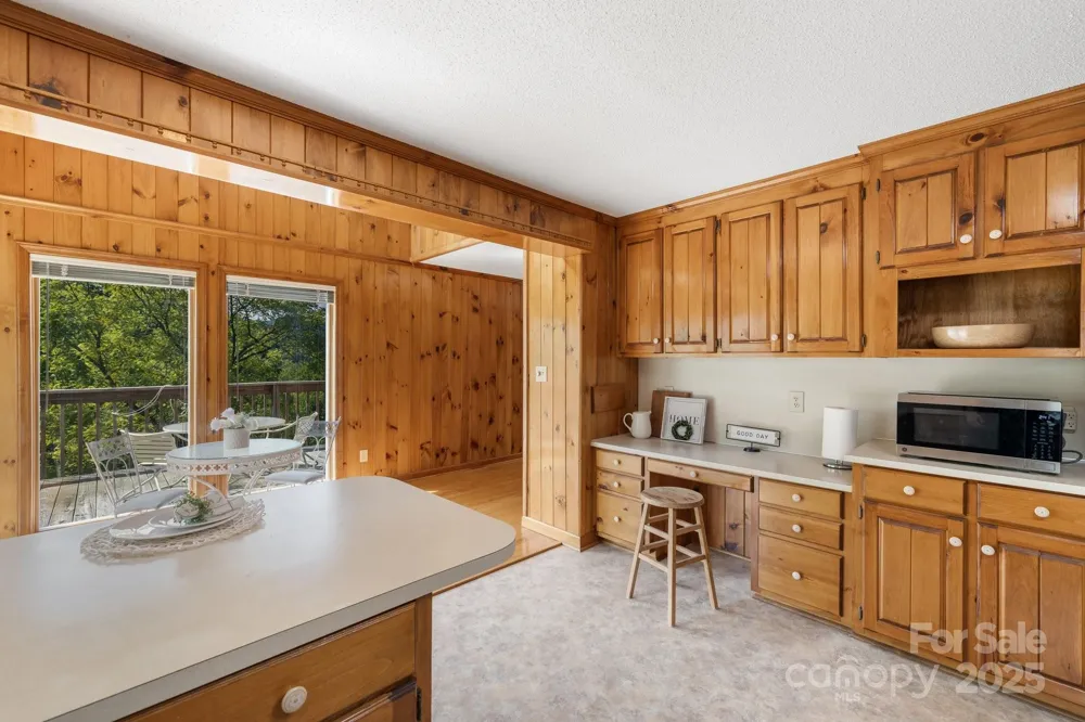505 Old Home Place Drive Marshall, NC 28753