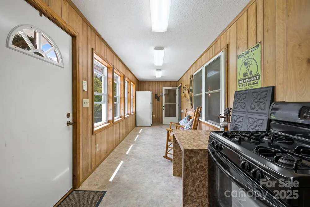 505 Old Home Place Drive Marshall, NC 28753