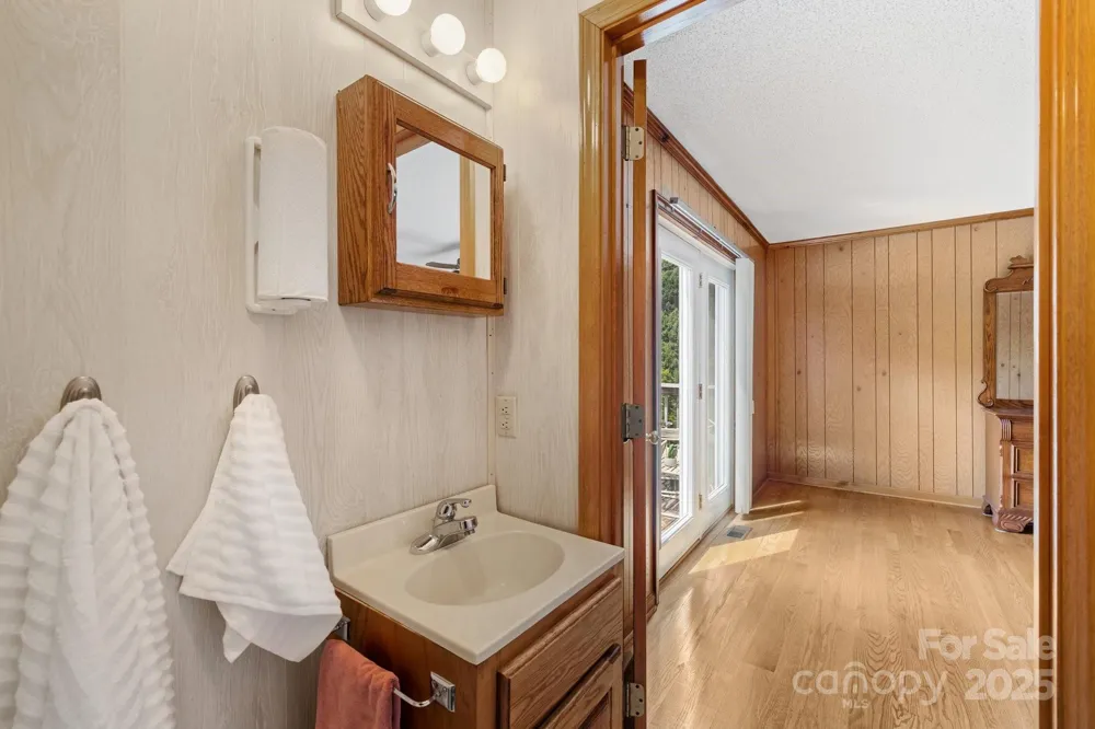 505 Old Home Place Drive Marshall, NC 28753