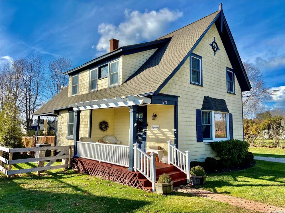 1975 Youngs Avenue Southold, NY 11971