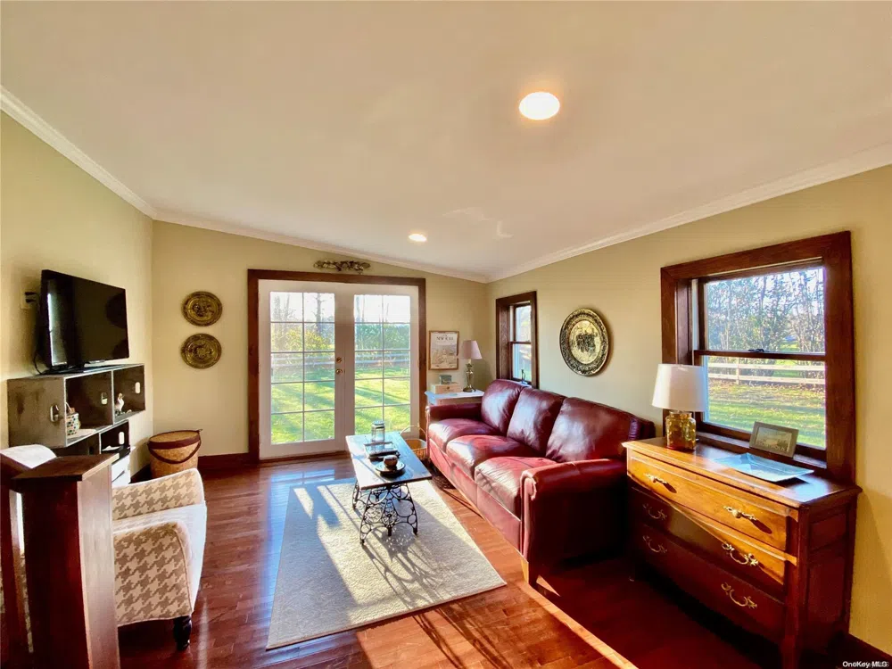 1975 Youngs Avenue Southold, NY 11971