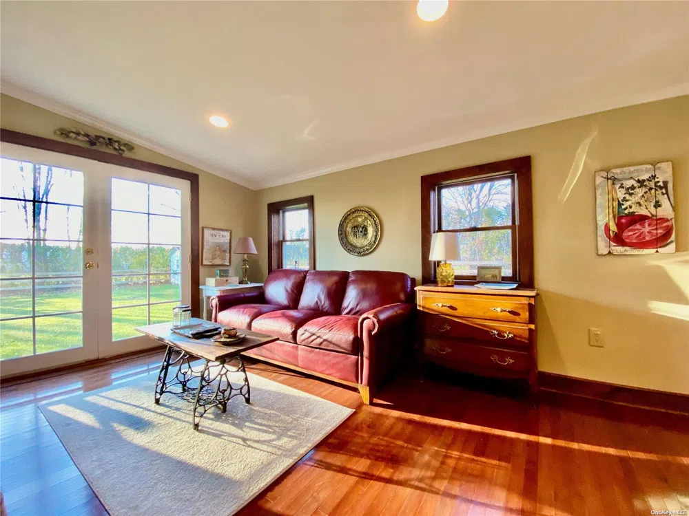1975 Youngs Avenue Southold, NY 11971