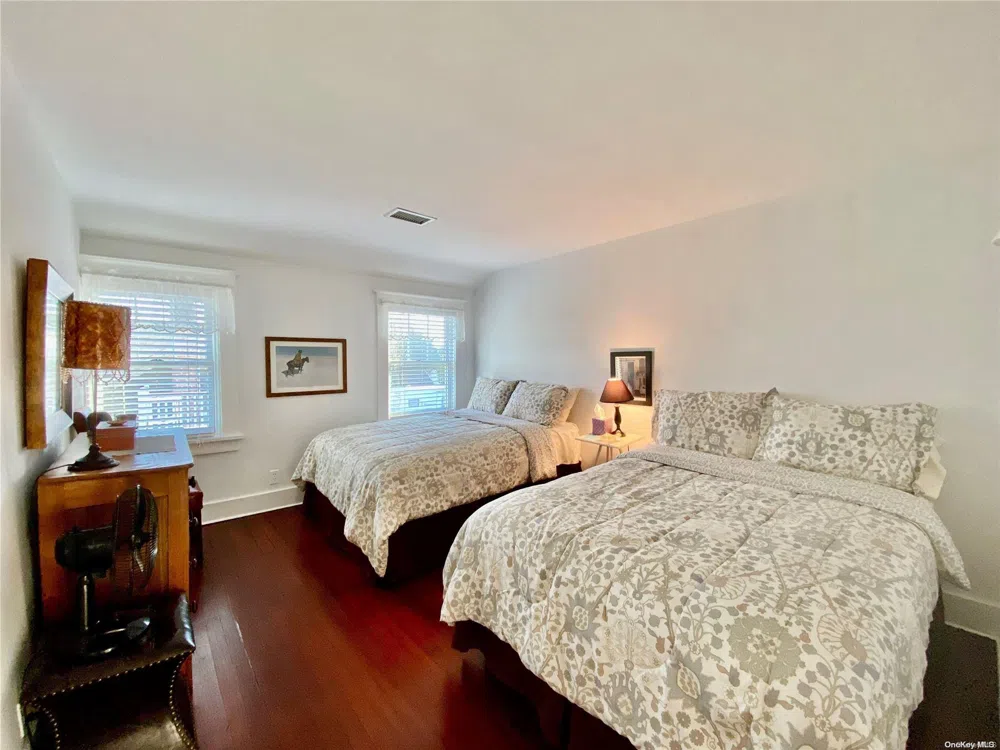 1975 Youngs Avenue Southold, NY 11971