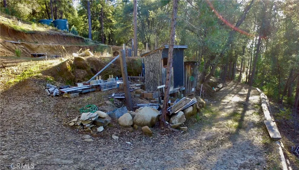 50963 Chu Ranch Road Oakhurst, CA 93644