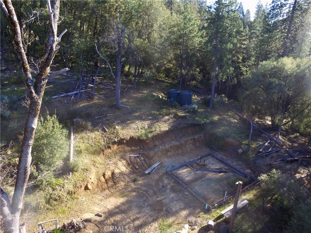 50963 Chu Ranch Road Oakhurst, CA 93644