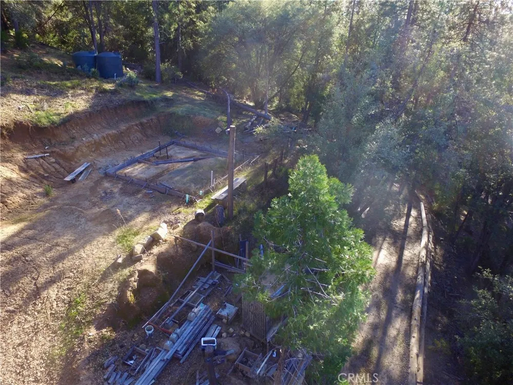50963 Chu Ranch Road Oakhurst, CA 93644