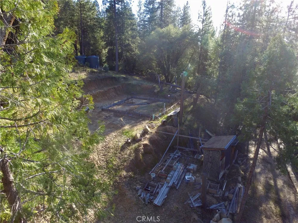 50963 Chu Ranch Road Oakhurst, CA 93644
