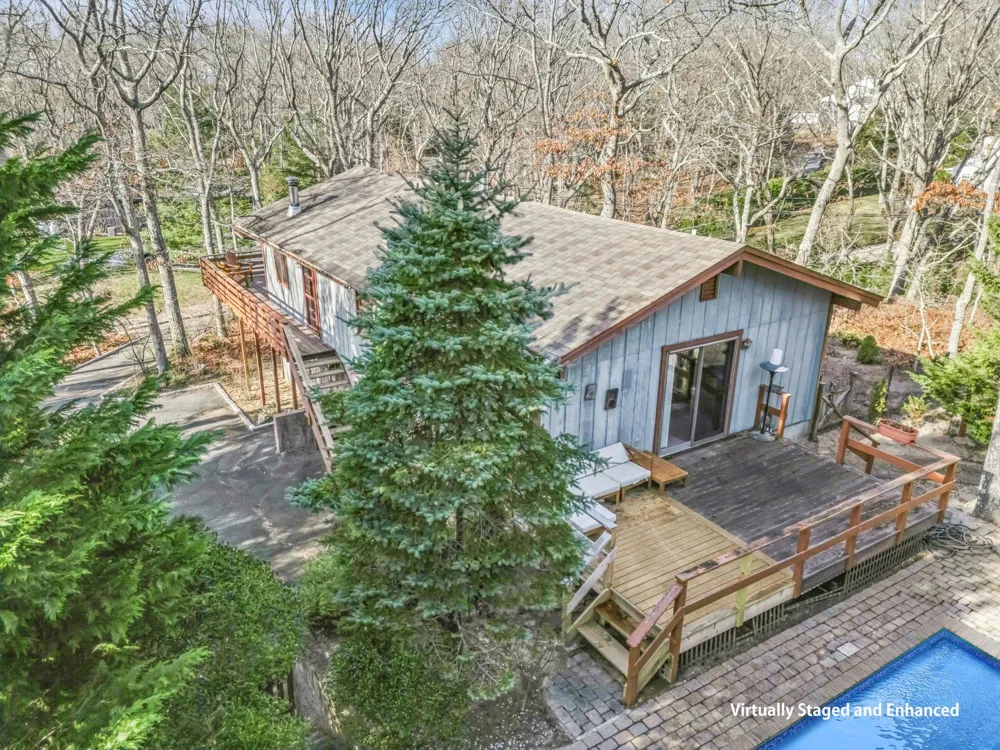 292 Little Fresh Pond Road Southampton, NY 11968