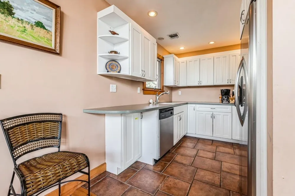 292 Little Fresh Pond Road Southampton, NY 11968