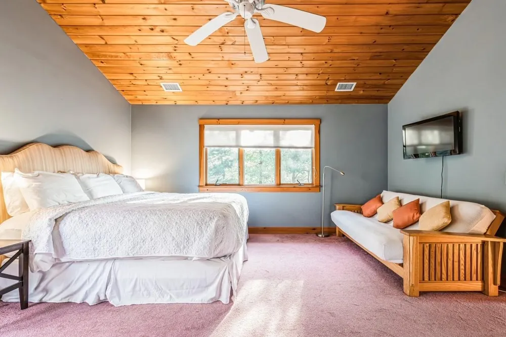 292 Little Fresh Pond Road Southampton, NY 11968