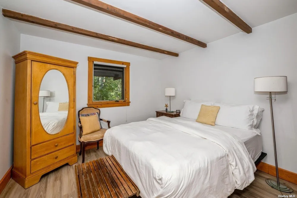 292 Little Fresh Pond Road Southampton, NY 11968