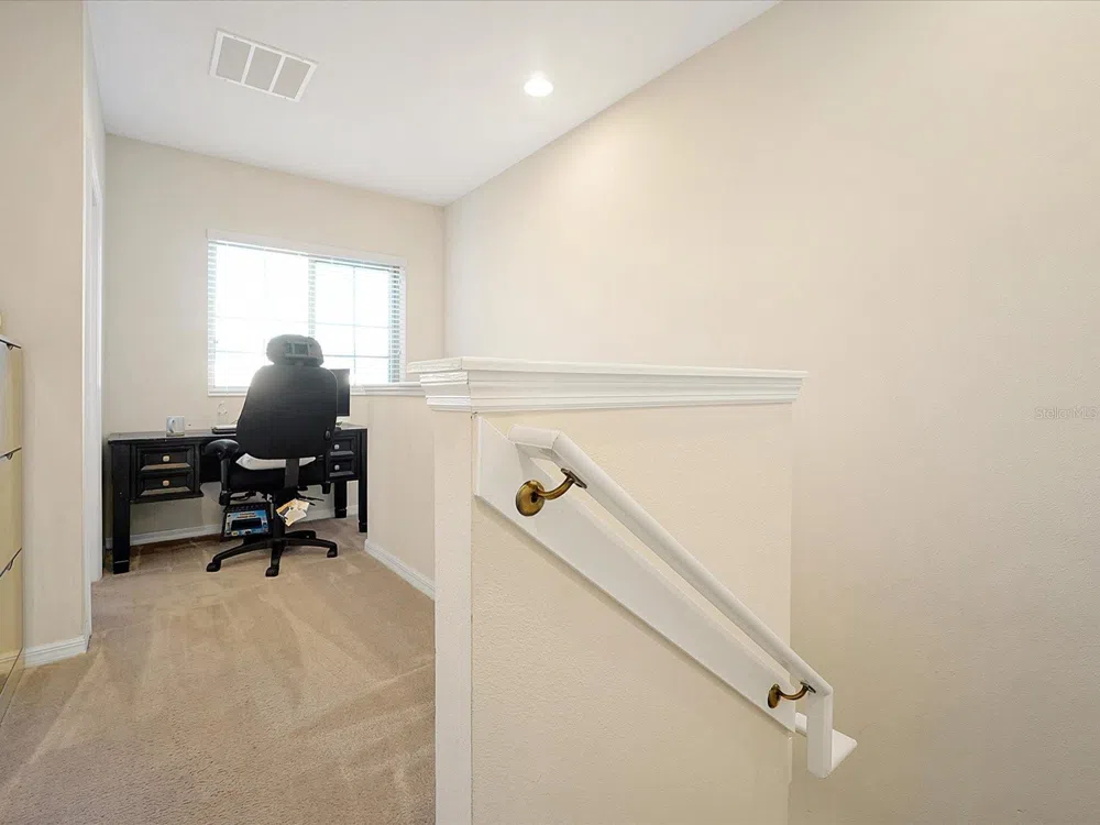 2766 WHITE ISLE LANE Orlando, FL 32825
