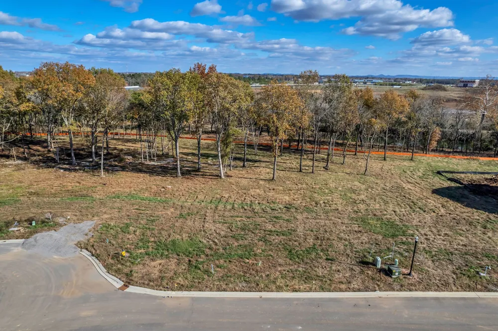 2038 Queenie Johns Dr Murfreesboro, TN 37128