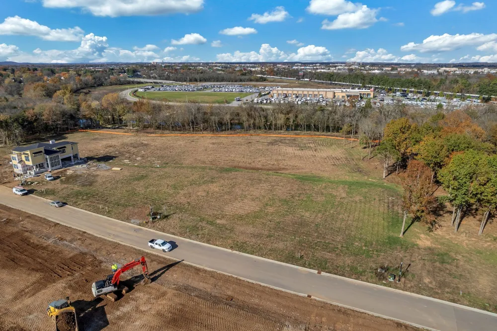 2038 Queenie Johns Dr Murfreesboro, TN 37128
