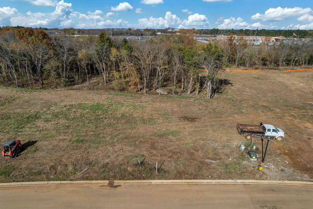 2022 Queenie Johns Dr Murfreesboro, TN 37128