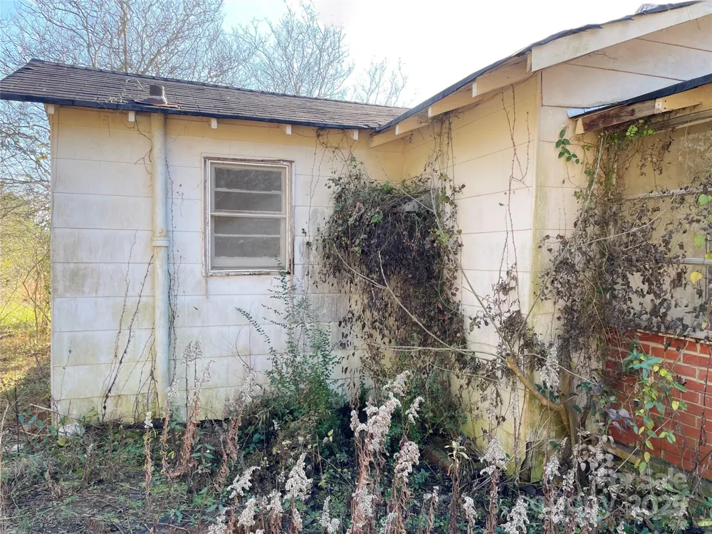 32 Tell Davidson Road Chesterfield, SC 29709