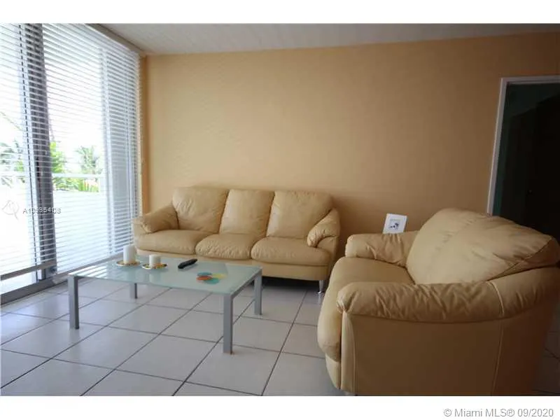 5161 COLLINS AV #508 Miami Beach, FL 33140