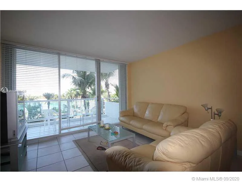 5161 COLLINS AV #508 Miami Beach, FL 33140