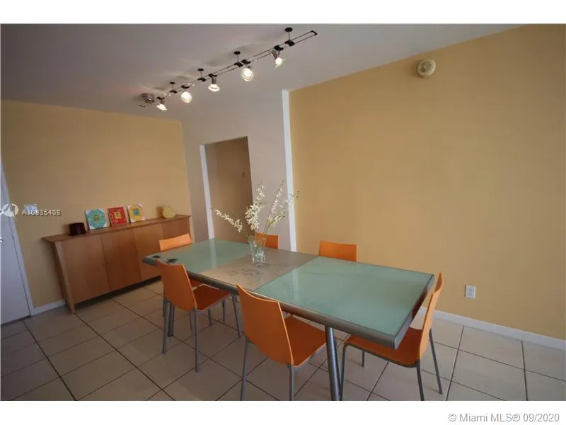 5161 COLLINS AV #508 Miami Beach, FL 33140