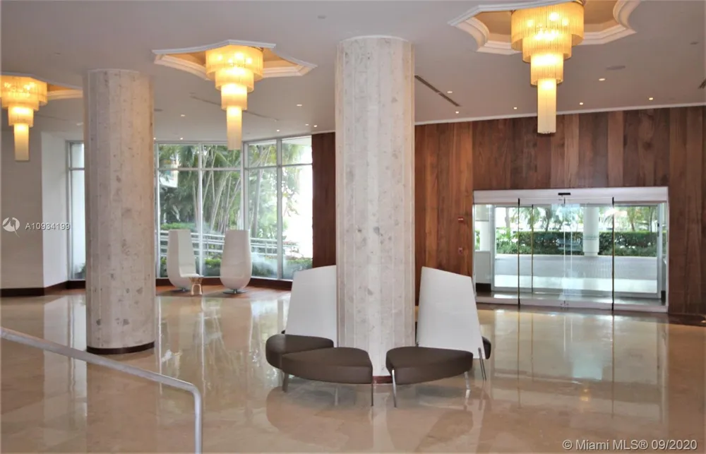 5161 COLLINS AV #806 Miami Beach, FL 33140
