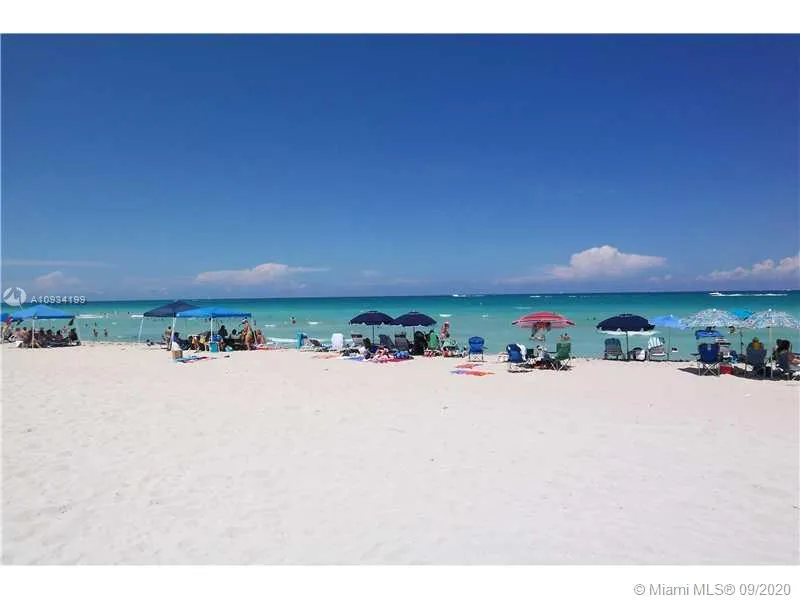 5161 COLLINS AV #806 Miami Beach, FL 33140