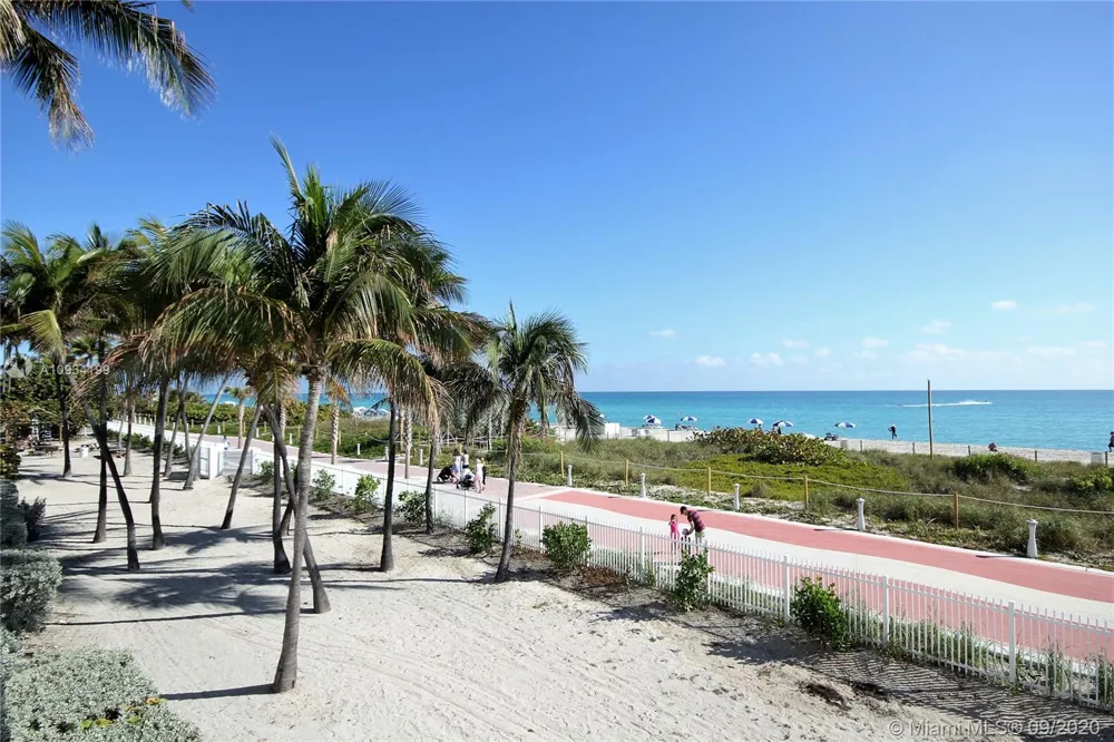 5161 COLLINS AV #806 Miami Beach, FL 33140