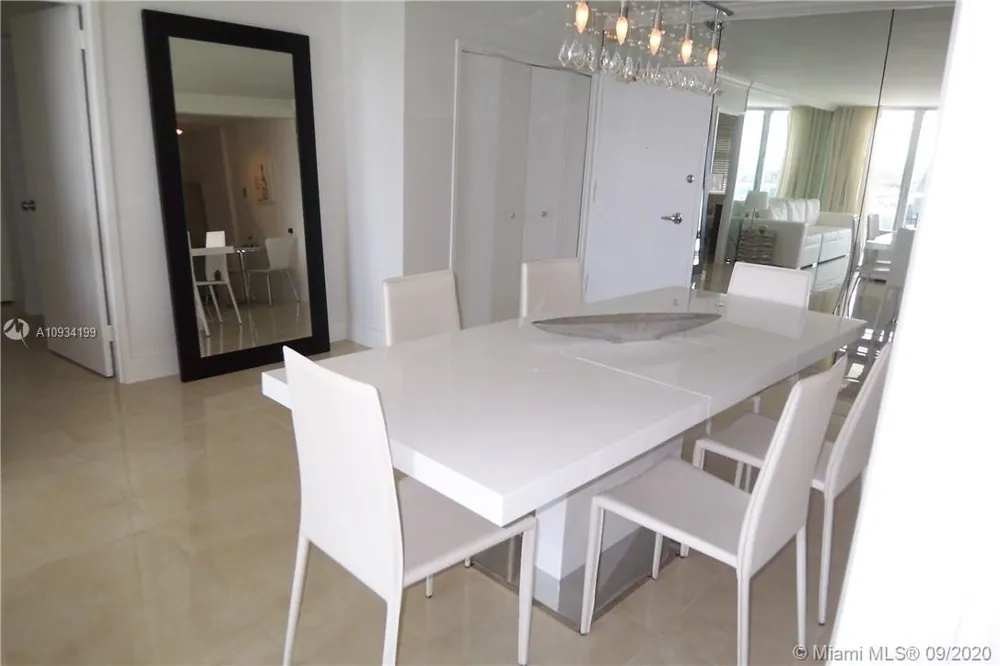 5161 COLLINS AV #806 Miami Beach, FL 33140