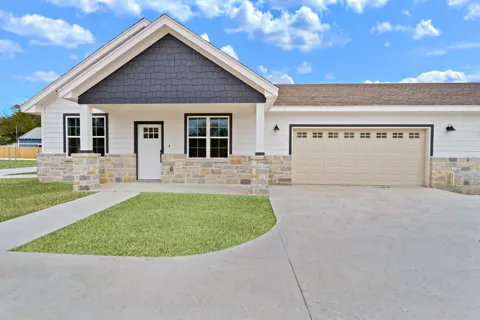 224 Alves Lane #1