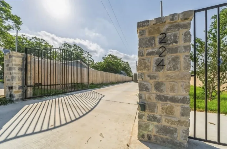 224 Alves Lane #1 New Braunfels, TX 78130