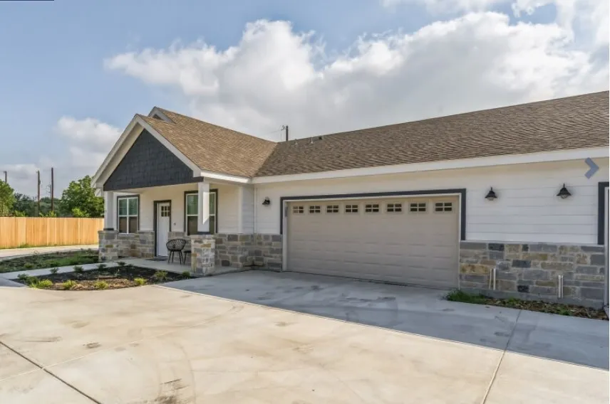 224 Alves Lane #1 New Braunfels, TX 78130