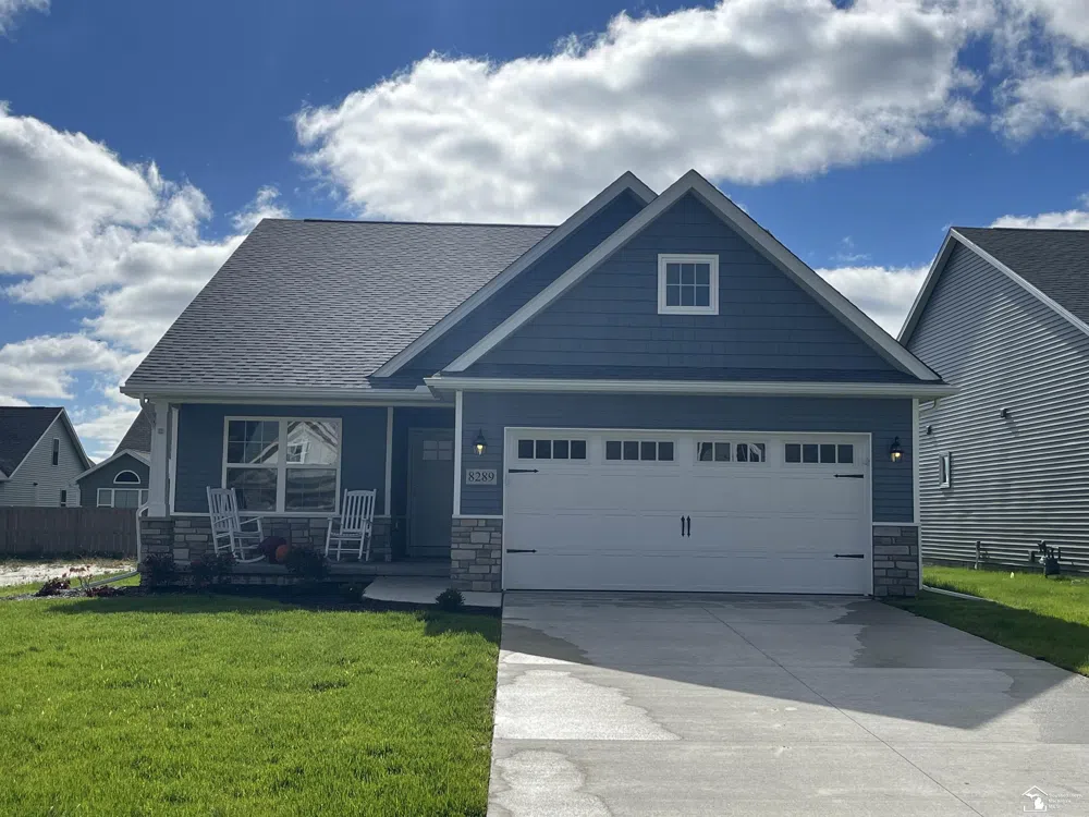 8289 Grande Lake Circle Bedford Township, MI 48182