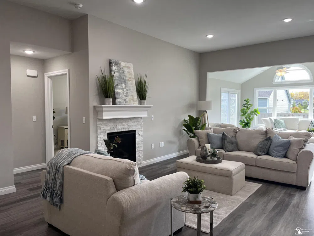 8289 Grande Lake Circle Bedford Township, MI 48182