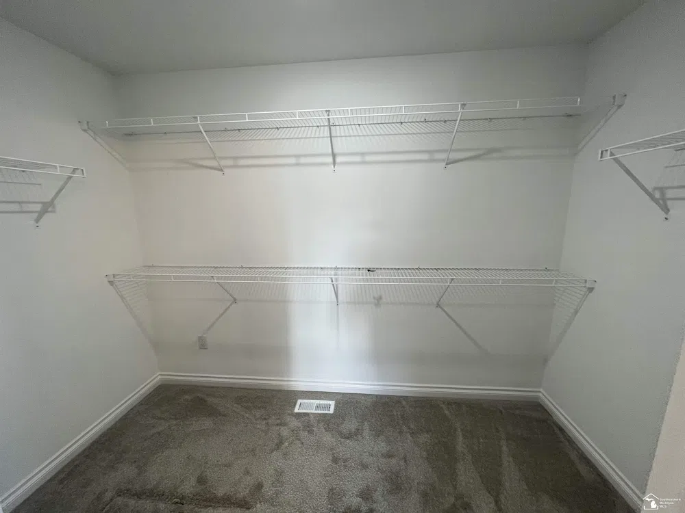8289 Grande Lake Circle Bedford Township, MI 48182