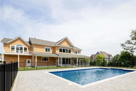 150 Hillcrest Drive