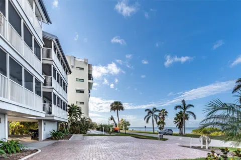 1477 PARK BEACH CIRCLE #11