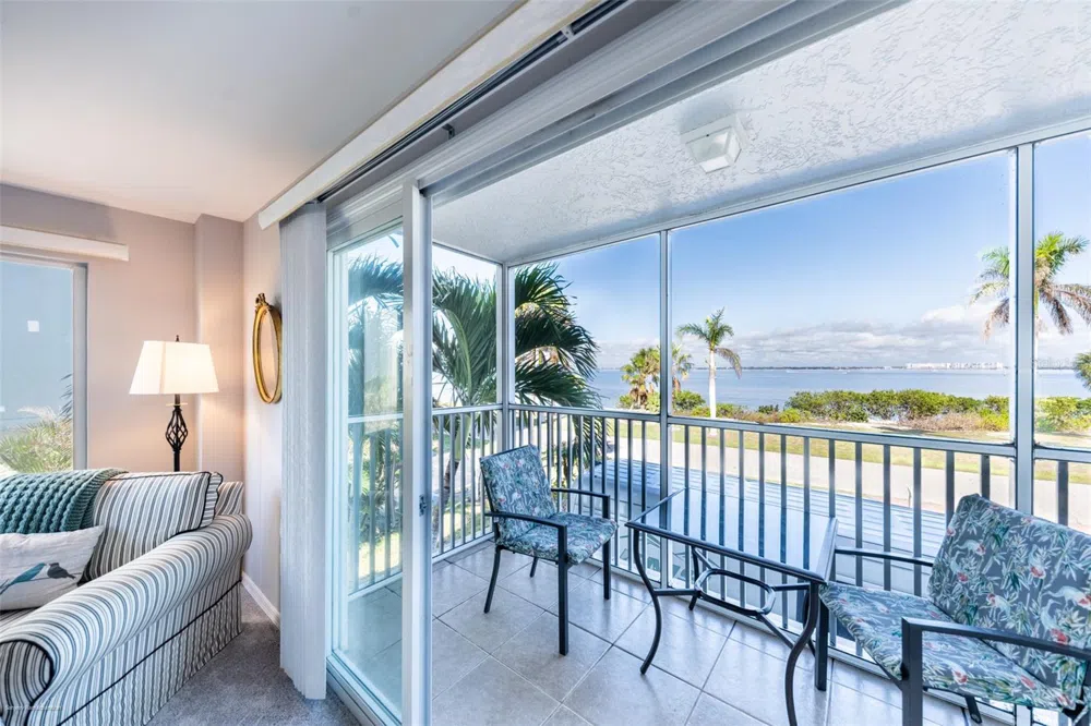 1477 PARK BEACH CIRCLE #11 Punta Gorda, FL 33950
