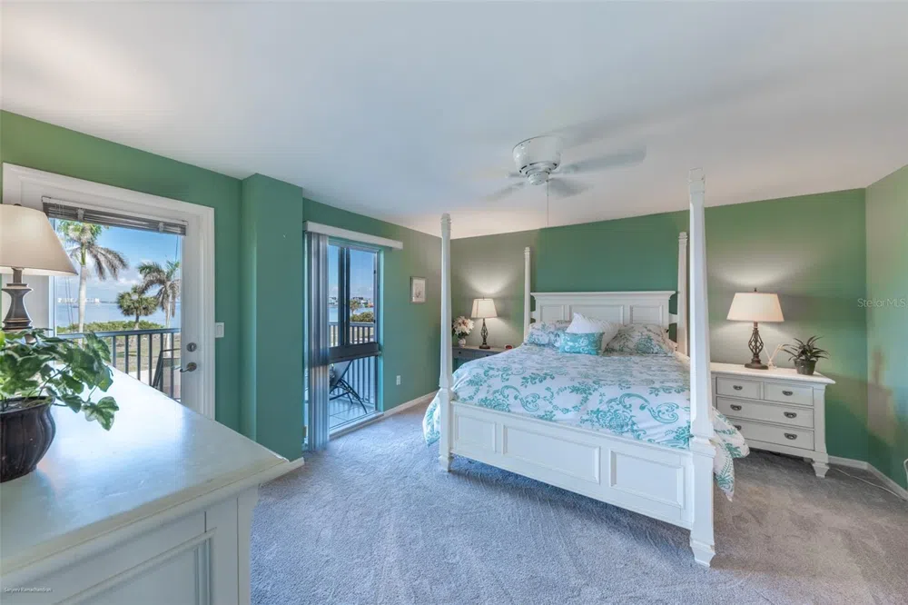 1477 PARK BEACH CIRCLE #11 Punta Gorda, FL 33950