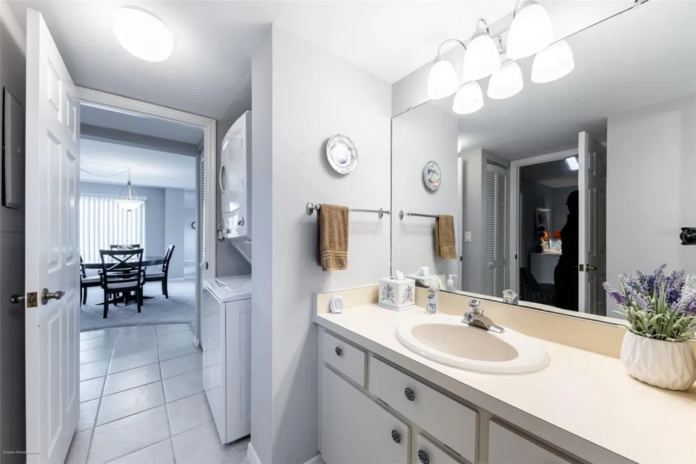 1477 PARK BEACH CIRCLE #11 Punta Gorda, FL 33950