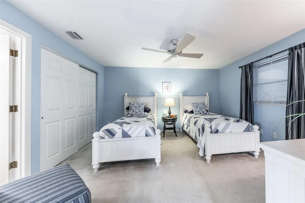 1477 PARK BEACH CIRCLE #11 Punta Gorda, FL 33950